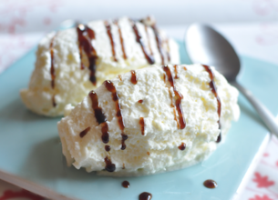 Mousse au mascarpone, caramel au vinaigre balsamique