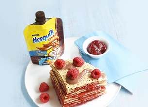 Nesquik Go et son gâteau de crêpes 
