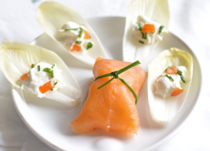 Pannequet de saumon fumé, sauce au yaourt