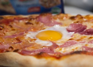 Pizza jambon oeuf Galbani