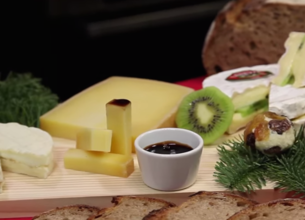 Plateau de fromages de Noël