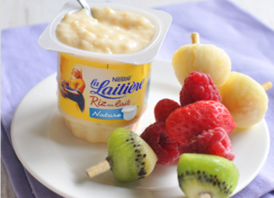 Riz au lait La Laitière et ses brochettes de fruits