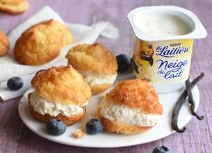 Chouquettes au Neige de Lait Vanille et Myrtilles