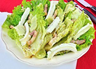 Salade de lard rôti et ravioles de Romans