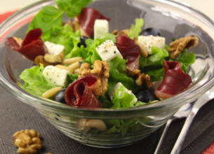 Salade de magret fumé au fromage de brebis Salakis