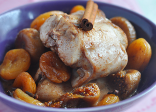 Tajine de lapin épicé aux fruits secs