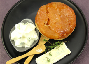 Tartelettes Tatin poires et mousse au Président Le Bleu