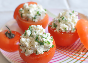 Tomates farcies au chèvre