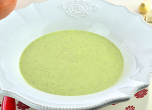 Velouté de courgettes au thym et à l'ail