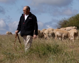 Retrouvez Didier producteur de lait Lou Pérac