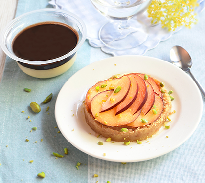 Recette de Crème Dessert Craquante La Laitière et sa tartelette pêche