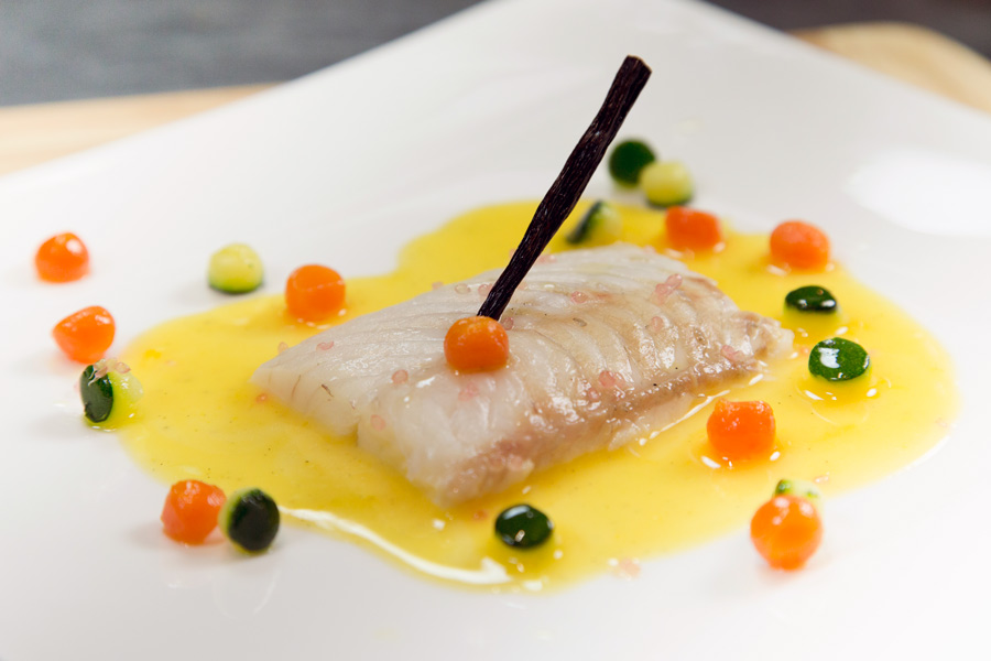 Recette de Filet de turbot aux 3 fruits vanillés