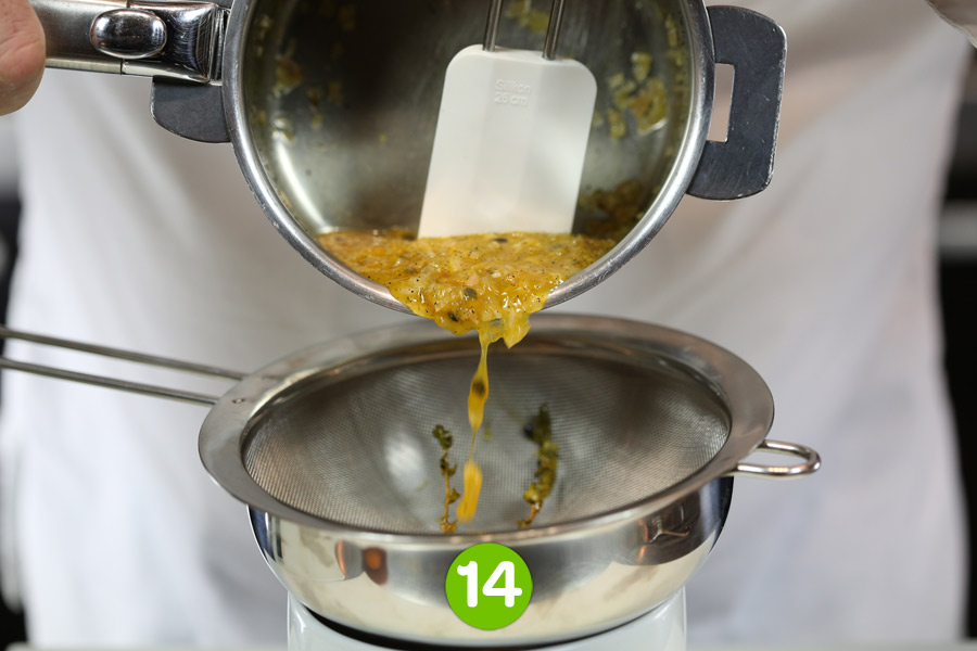 Recette de Filet de turbot aux 3 fruits vanillés