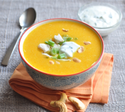 Recette de Velouté de carottes au curry et poulet croustillant